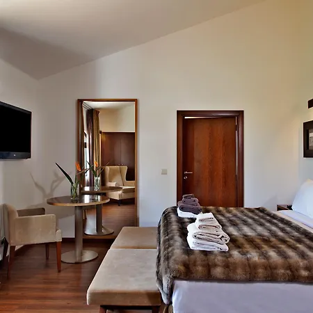 Vila Sao Rafael Holidays