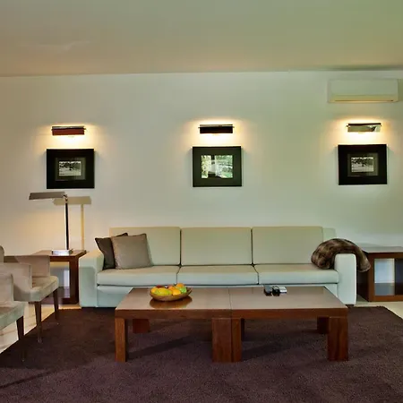 Vila Sao Rafael Holidays