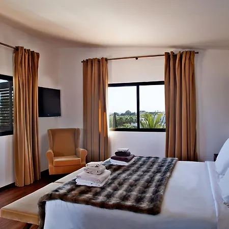 Vila Sao Rafael Holidays