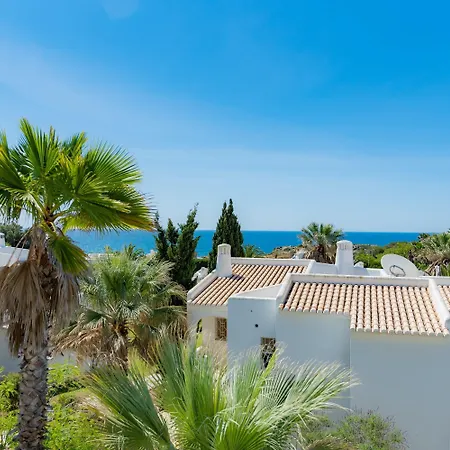 Villa Sao Rafael Holidays